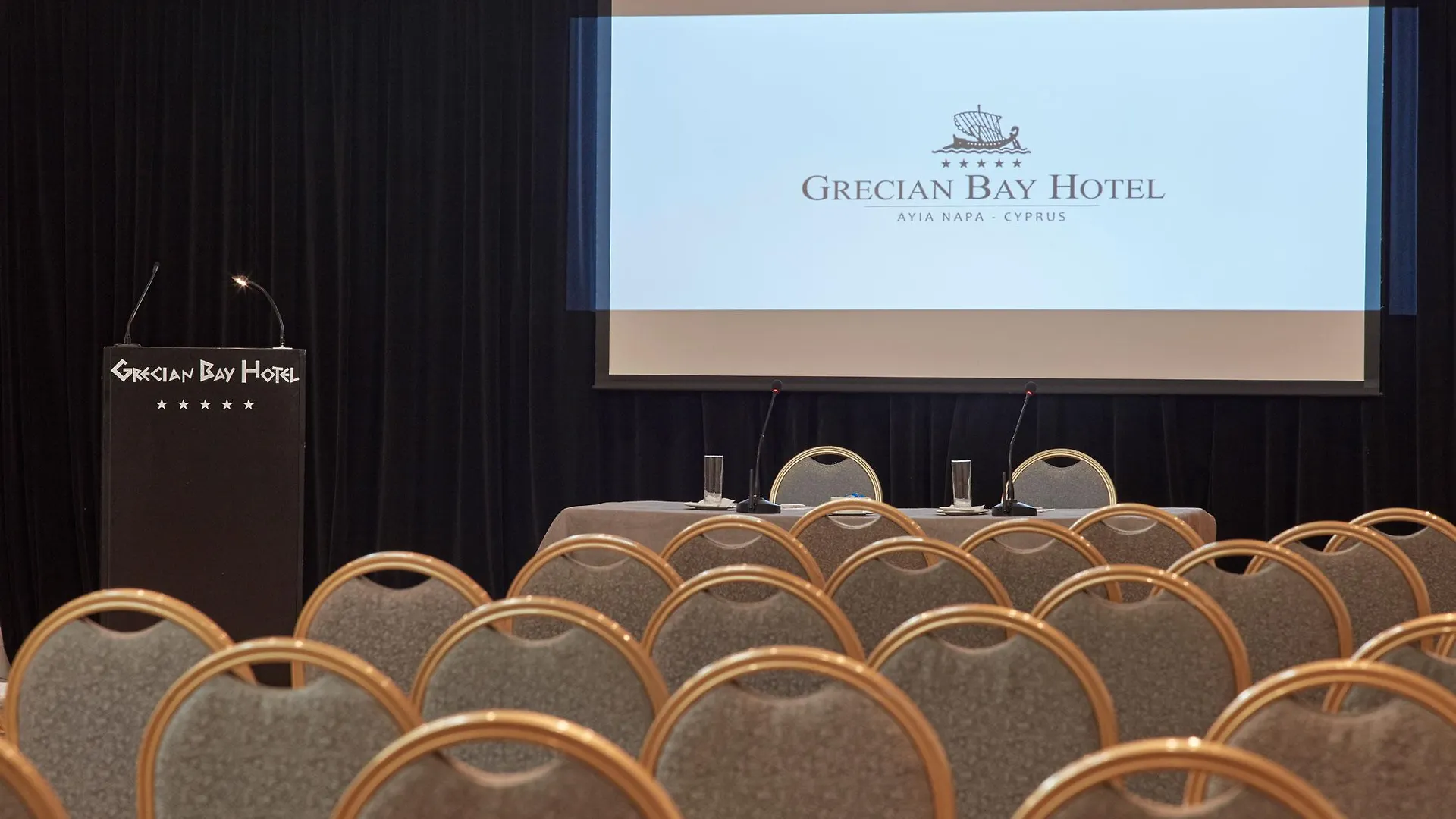 Grecian Bay Hotel Ayia Napa 5*,