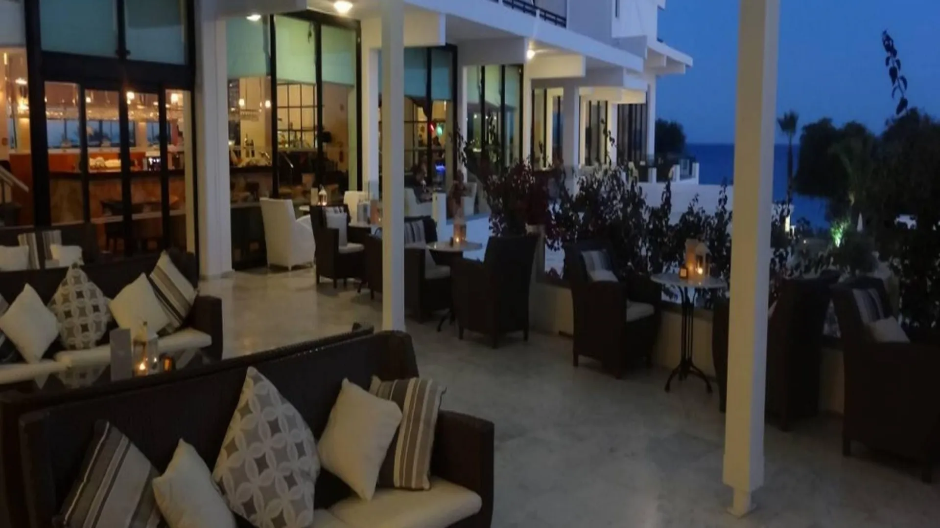 Grecian Bay Hotel Ayia Napa 5*,