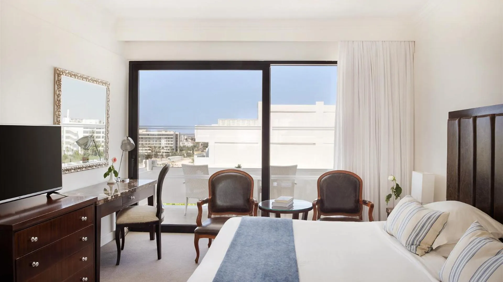 Grecian Bay Hotel Ayia Napa 5*,