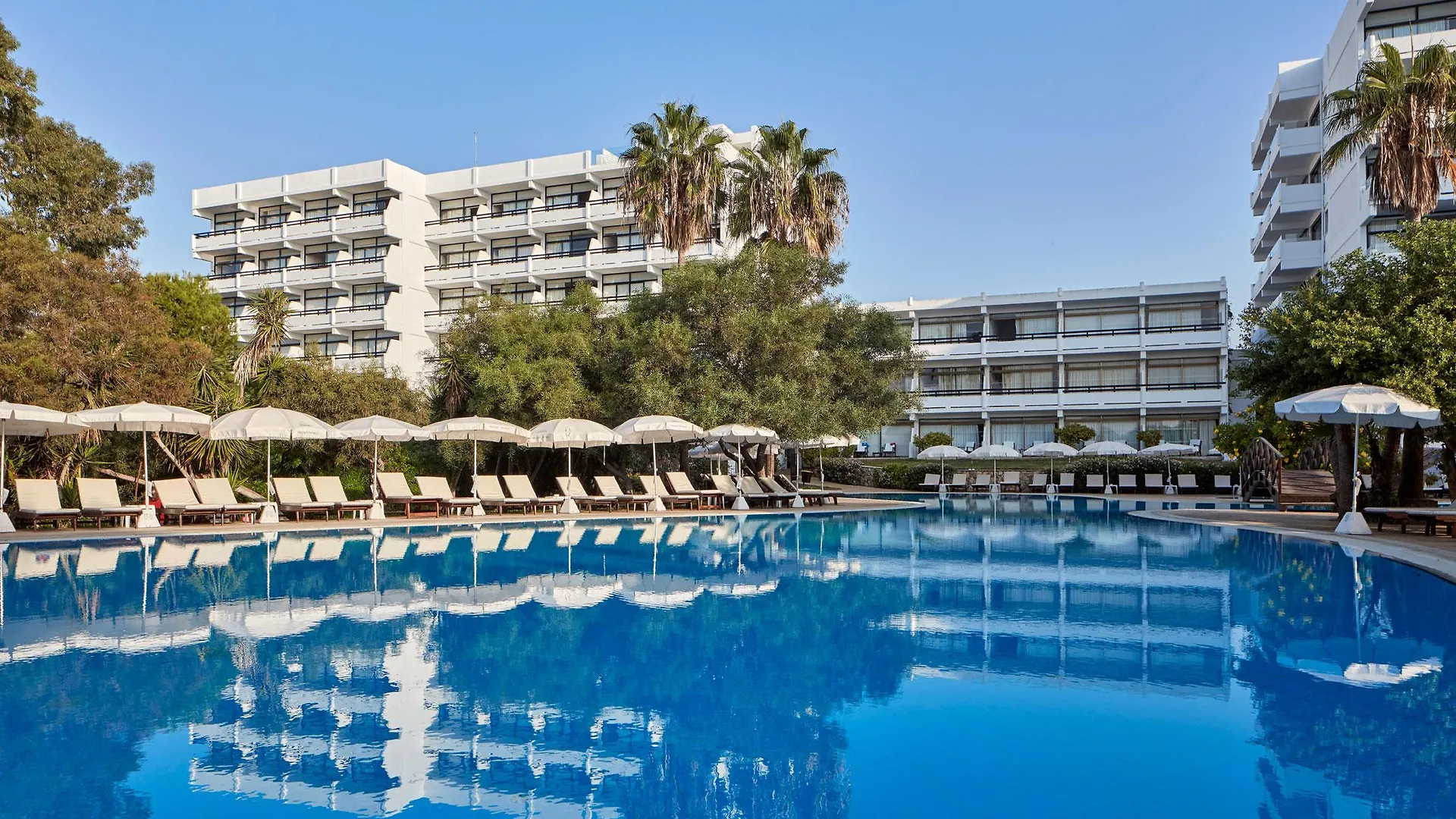 Grecian Bay Hotell Ayia Napa Semesteranläggning (resort)