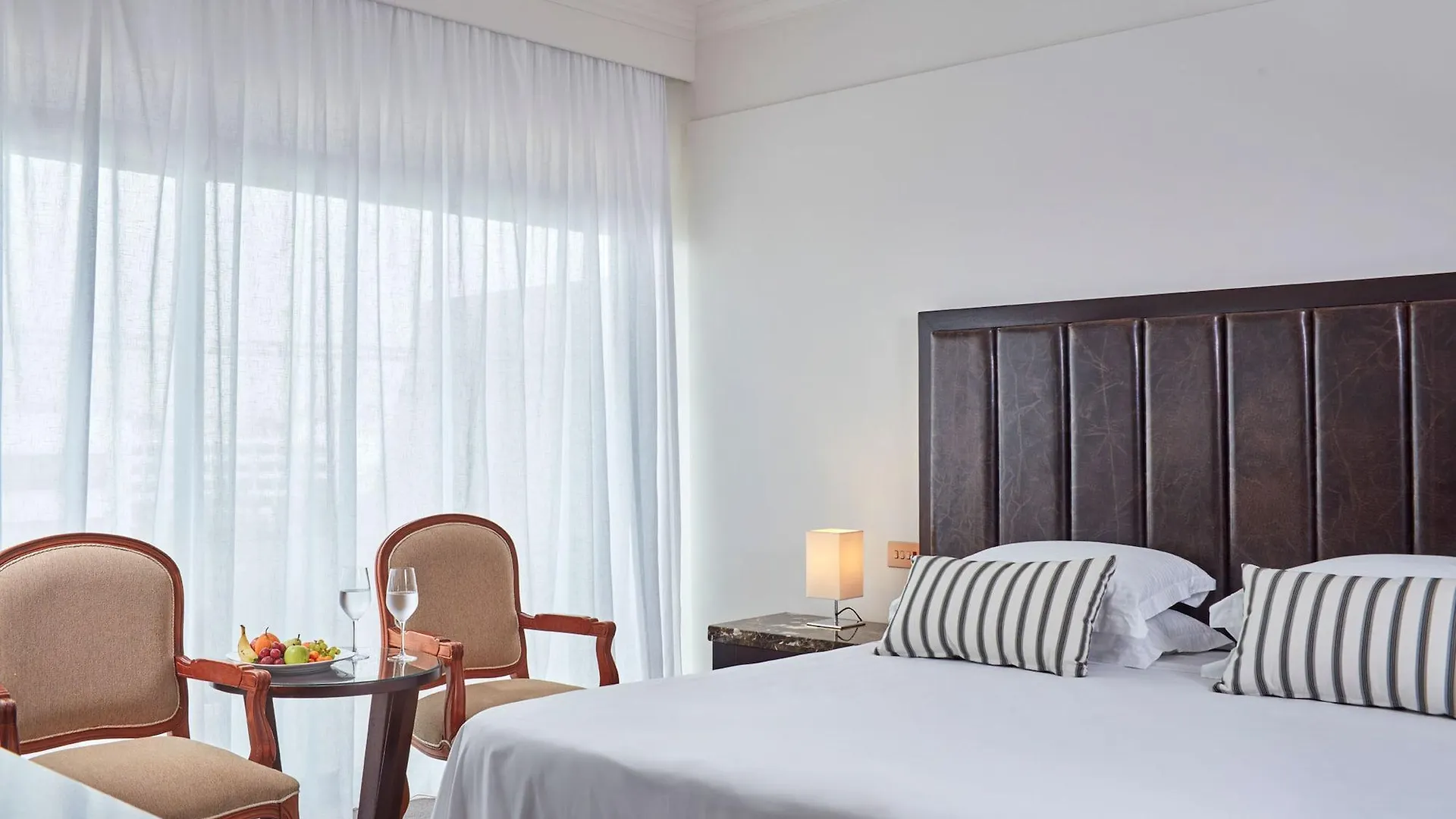 Grecian Bay Hotell Ayia Napa
