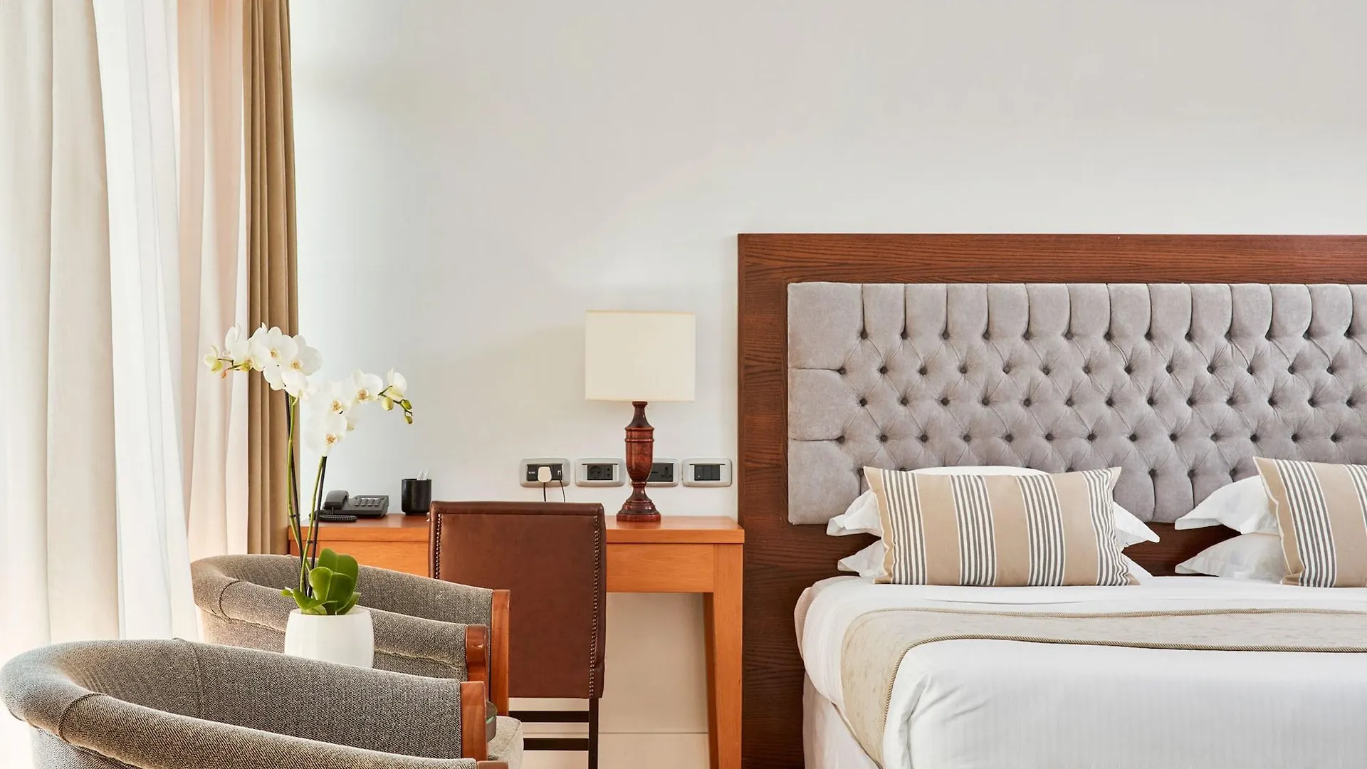 ***** Resort Grecian Bay Hotel Ayia Napa Cyprus